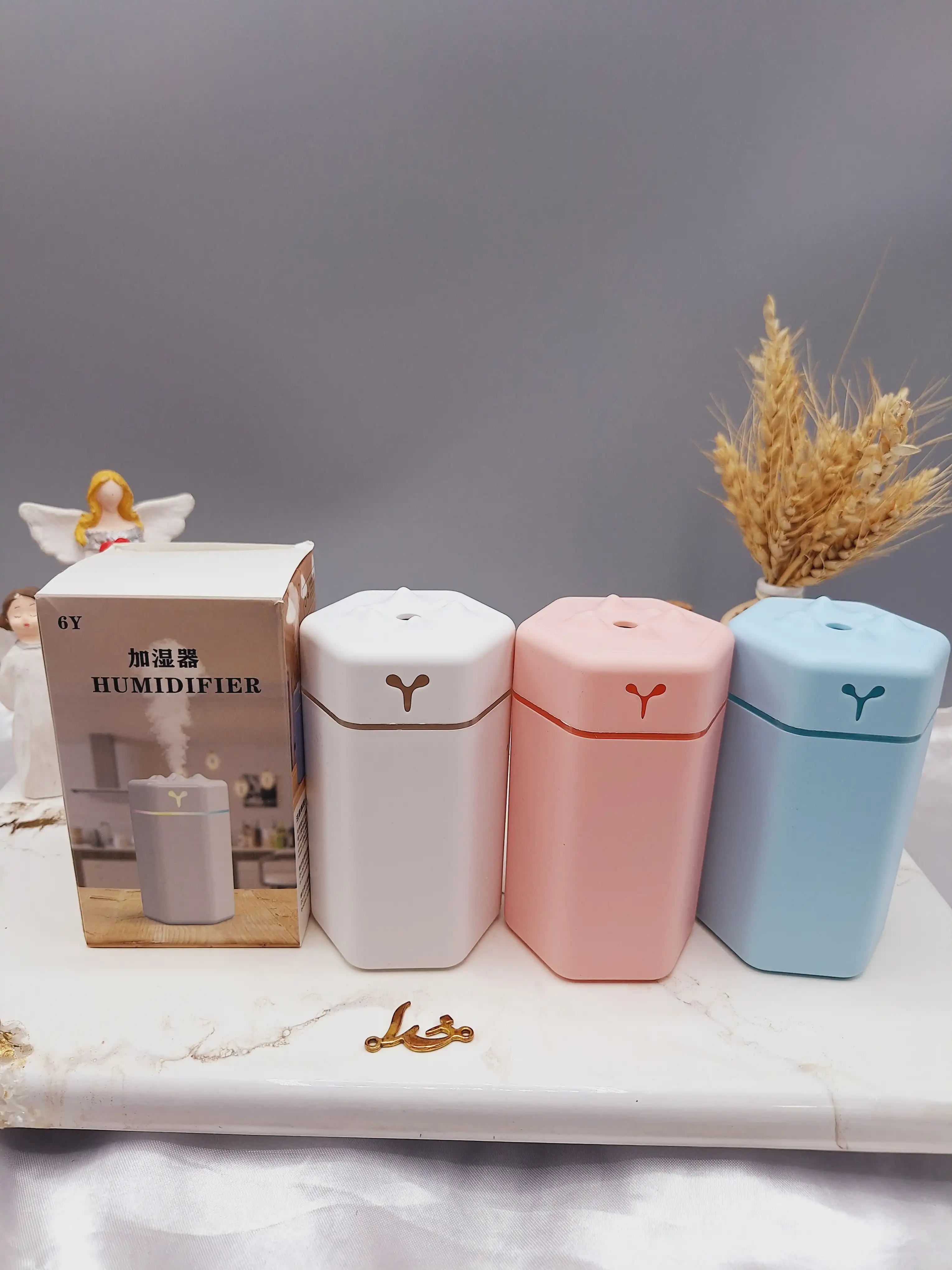 دستگاه بخور سرد دارای لامپ LED برند HUMIDIFIER