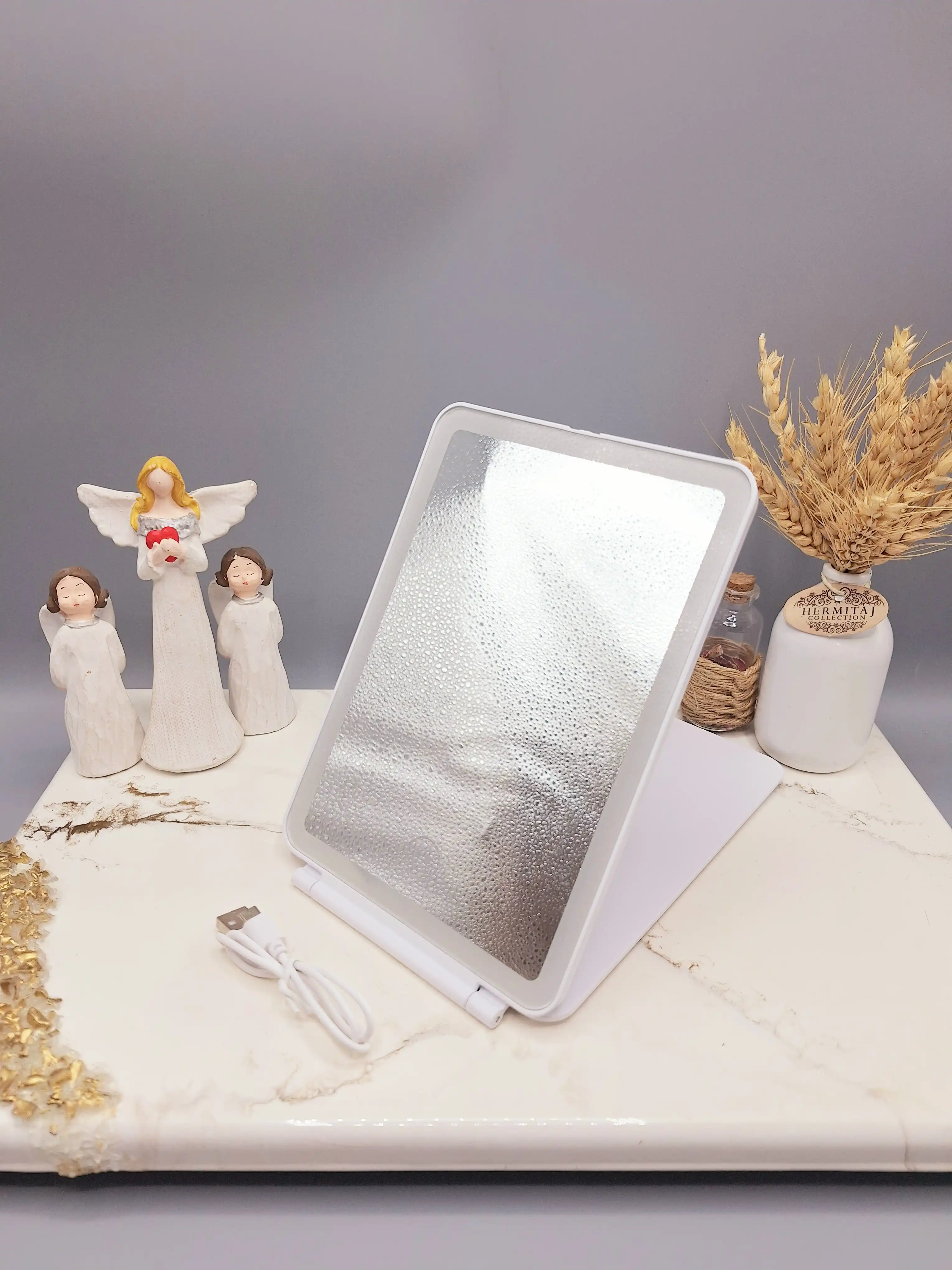 آینه رینگ لایت دار مدل تبلت مسافرتی با نور LED و 3 رنگ زیبا و قابل شارژ کد 2177( رنگ سفید)